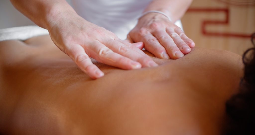 Massaggio Ayurvedico Olistico Mani